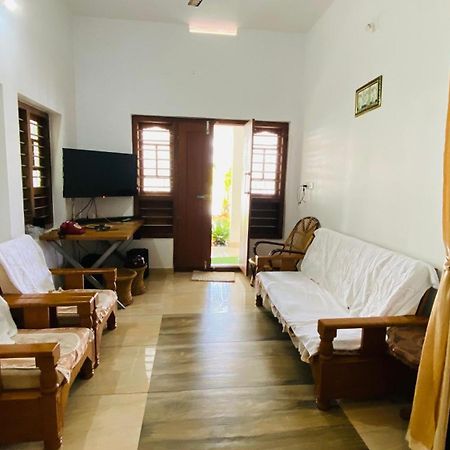 Green Island Homestay Riverside Kozhikode Eksteriør bilde